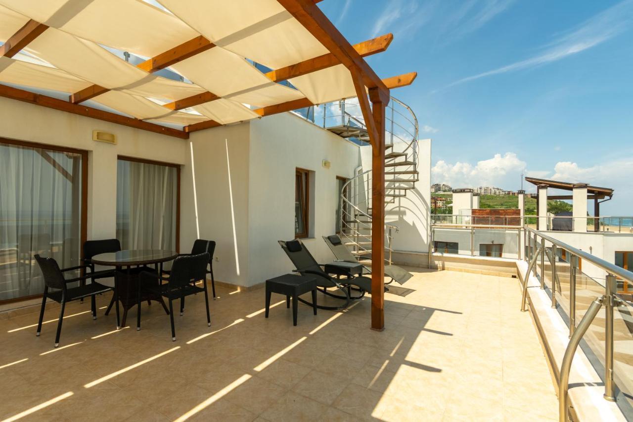 Penthouse At White Cliffs Daire Byala  Dış mekan fotoğraf