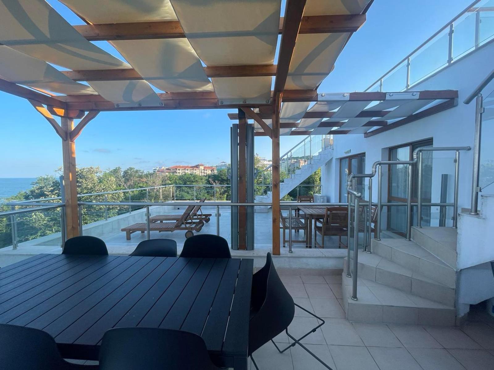 Penthouse At White Cliffs Daire Byala  Oda fotoğraf