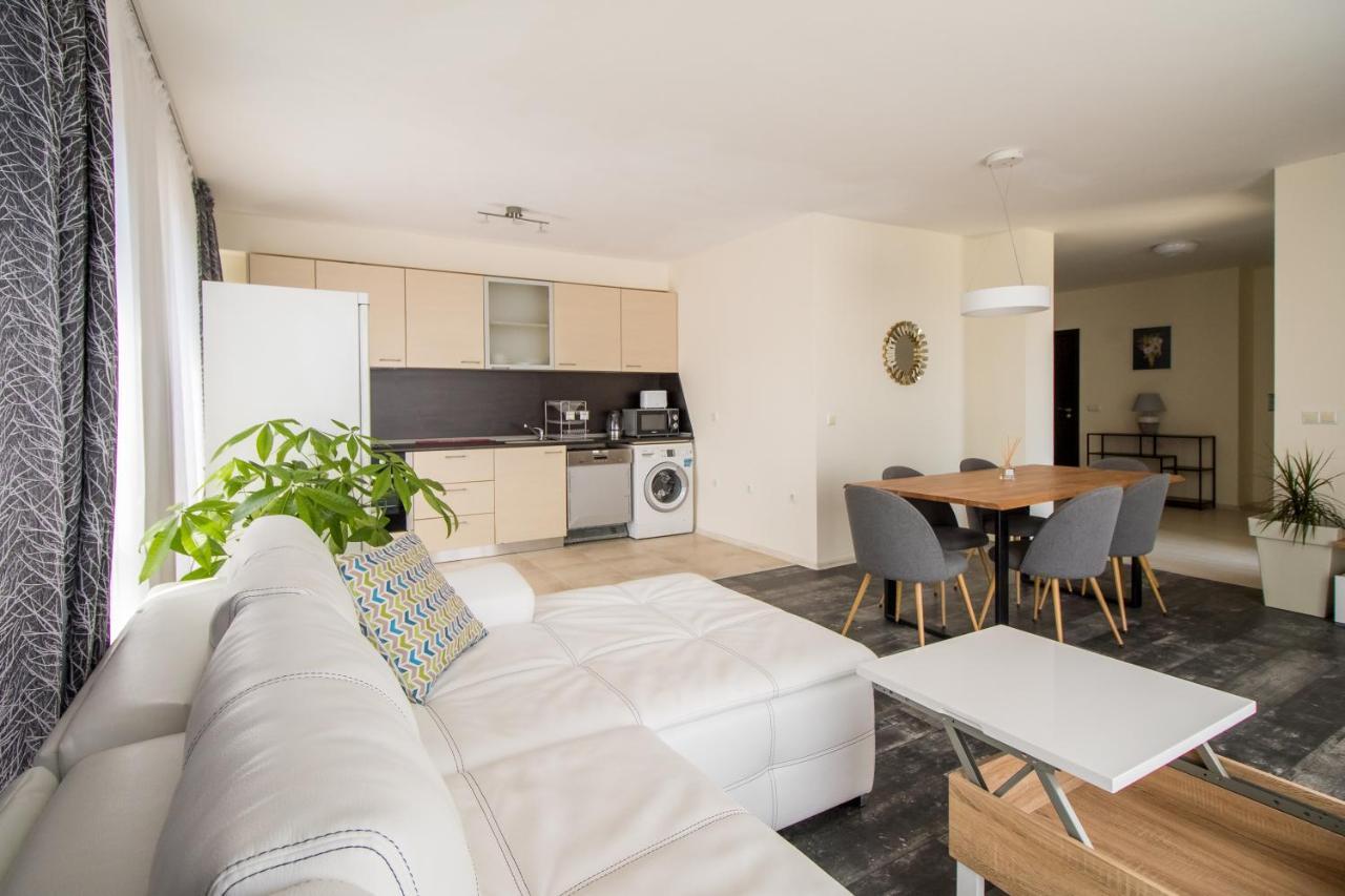 Penthouse At White Cliffs Daire Byala  Dış mekan fotoğraf